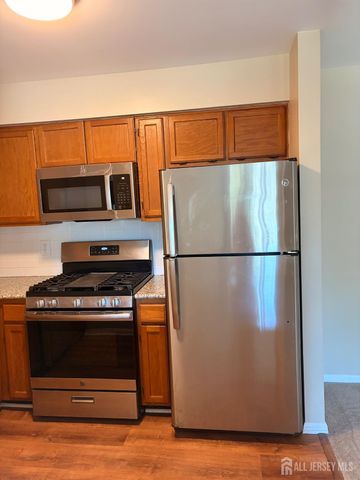 224 Waterford Drive, Edison, NJ 08817
