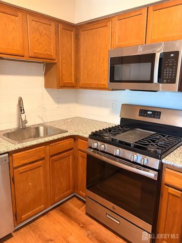 224 Waterford Drive, Edison, NJ 08817