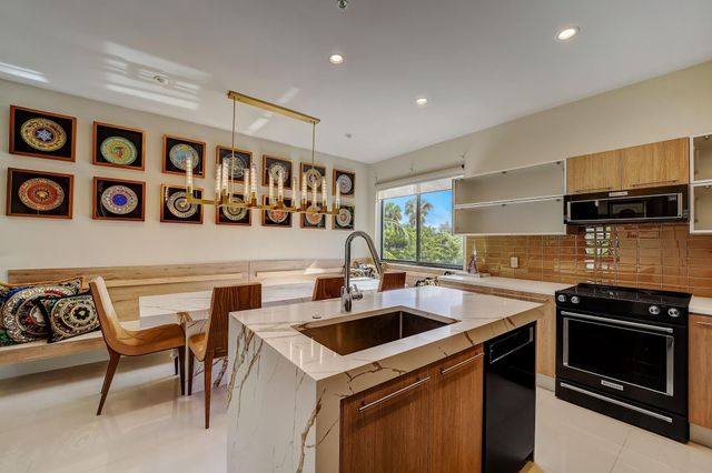 173 SE 1st Circle, Pompano Beach, FL 33060