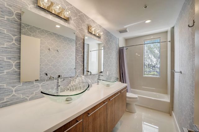 173 SE 1st Circle, Pompano Beach, FL 33060