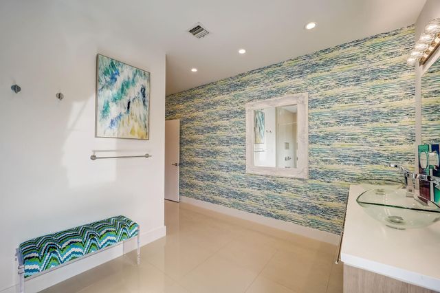 173 SE 1st Circle, Pompano Beach, FL 33060