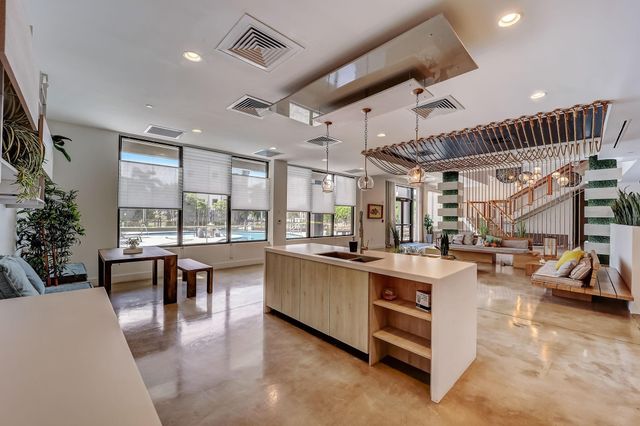 173 SE 1st Circle, Pompano Beach, FL 33060