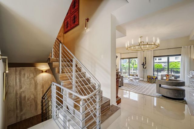 173 SE 1st Circle, Pompano Beach, FL 33060