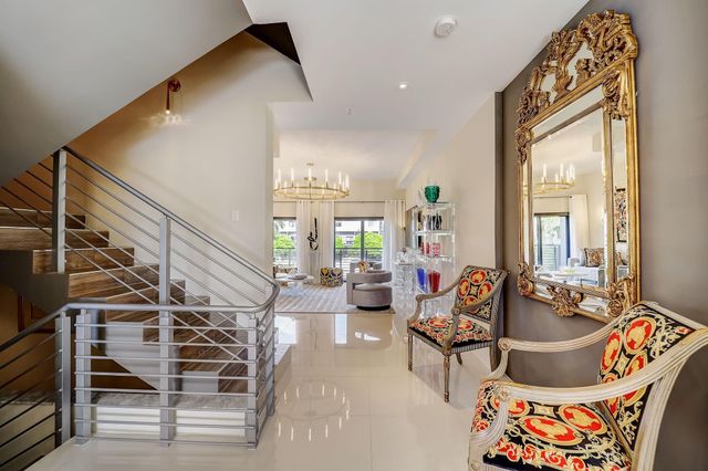 173 SE 1st Circle, Pompano Beach, FL 33060
