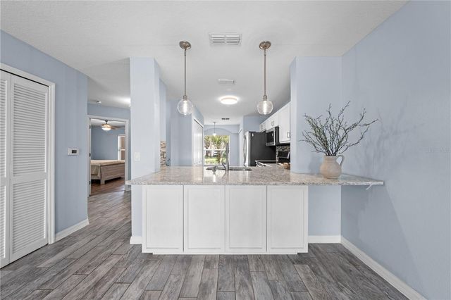 2705 EMERALD LAKE CT 2705, Kissimmee, FL 34744