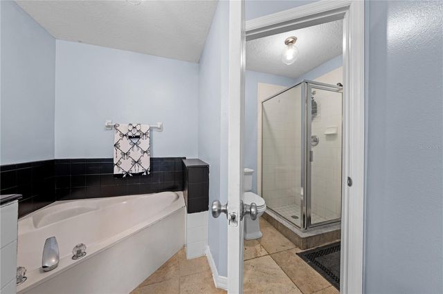 2705 EMERALD LAKE CT 2705, Kissimmee, FL 34744