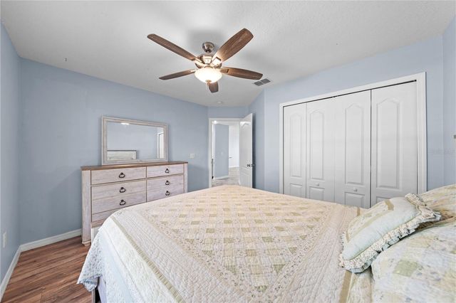 2705 EMERALD LAKE CT 2705, Kissimmee, FL 34744