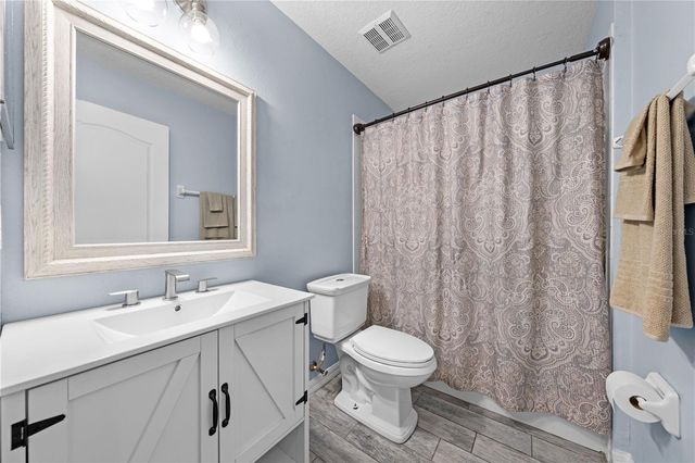2705 EMERALD LAKE CT 2705, Kissimmee, FL 34744