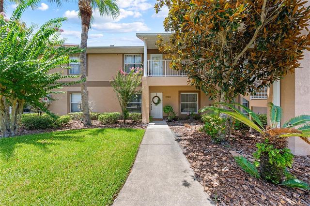 2705 EMERALD LAKE CT 2705, Kissimmee, FL 34744