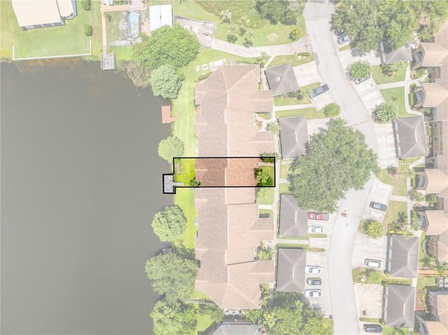 2705 EMERALD LAKE CT 2705, Kissimmee, FL 34744