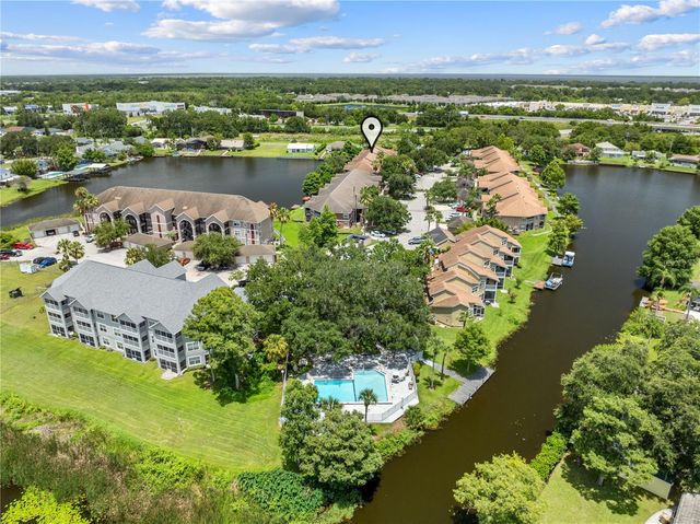2705 EMERALD LAKE CT 2705, Kissimmee, FL 34744
