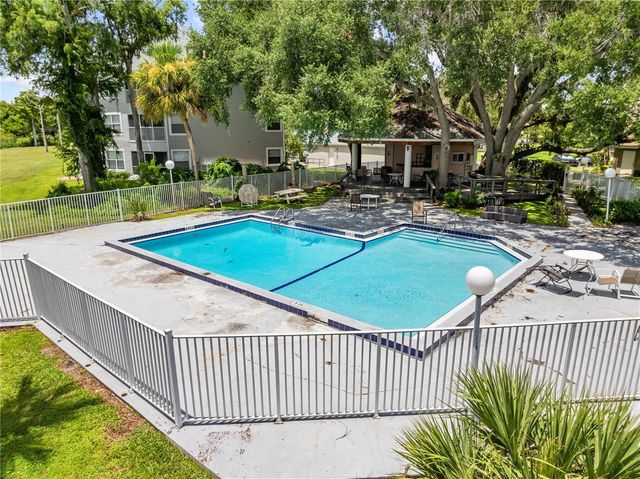2705 EMERALD LAKE CT 2705, Kissimmee, FL 34744
