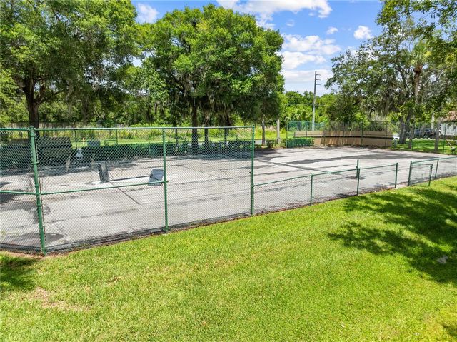 2705 EMERALD LAKE CT 2705, Kissimmee, FL 34744
