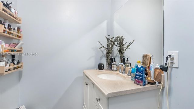 491 NW 108th Ter, Miami, FL 33168