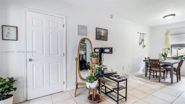 491 NW 108th Ter, Miami, FL 33168