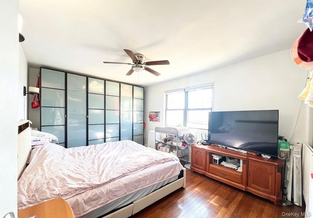 6946 138TH STREET B, Flushing, NY 11367
