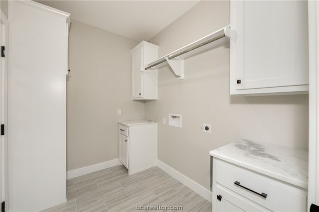 2908 Goldberg, Bryan, TX 77808