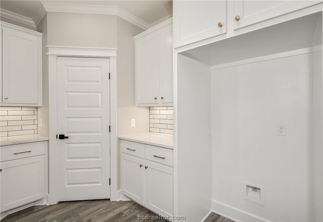 2908 Goldberg, Bryan, TX 77808