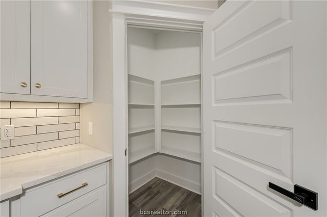 2908 Goldberg, Bryan, TX 77808