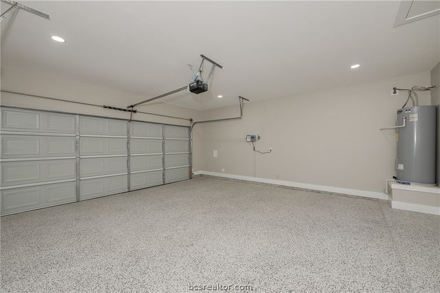 2908 Goldberg, Bryan, TX 77808