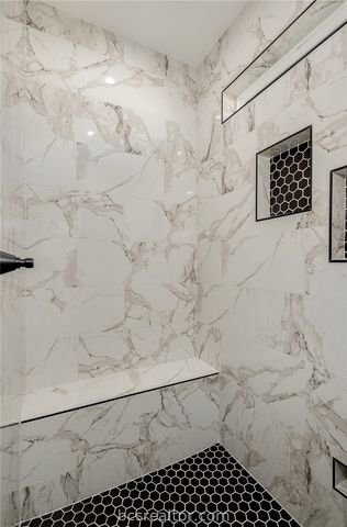 2908 Goldberg, Bryan, TX 77808