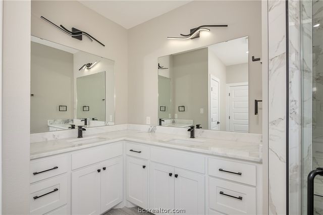 2908 Goldberg, Bryan, TX 77808