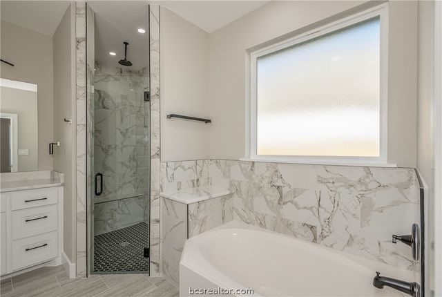 2908 Goldberg, Bryan, TX 77808