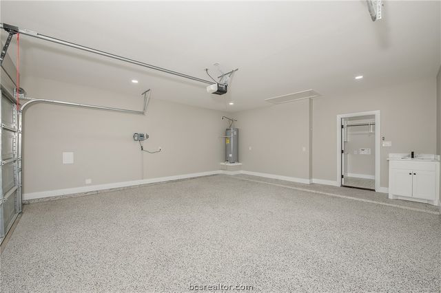 2908 Goldberg, Bryan, TX 77808