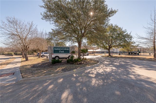 2908 Goldberg, Bryan, TX 77808