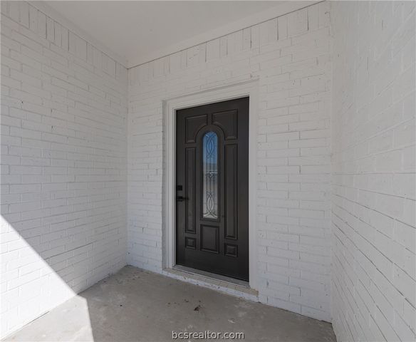 2908 Goldberg, Bryan, TX 77808