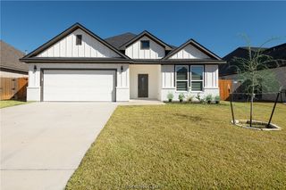2908 Goldberg, Bryan, TX 77808
