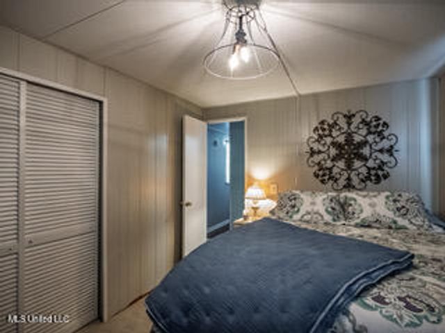 352 Coles Point Road, Batesville, MS 38606