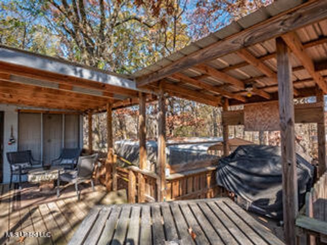 352 Coles Point Road, Batesville, MS 38606
