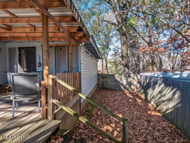 352 Coles Point Road, Batesville, MS 38606