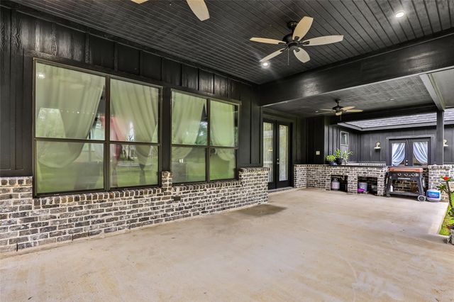 109 County Road 6324 A, Dayton, TX 77535