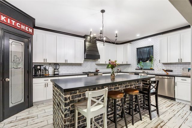 109 County Road 6324 A, Dayton, TX 77535