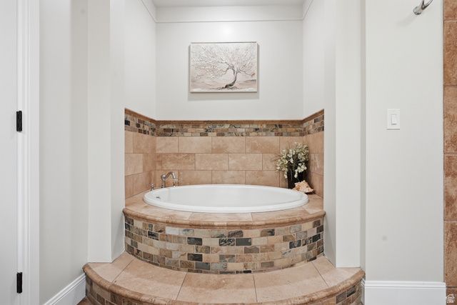 5808 W WOODSHIRE LN, Highland, UT 84003