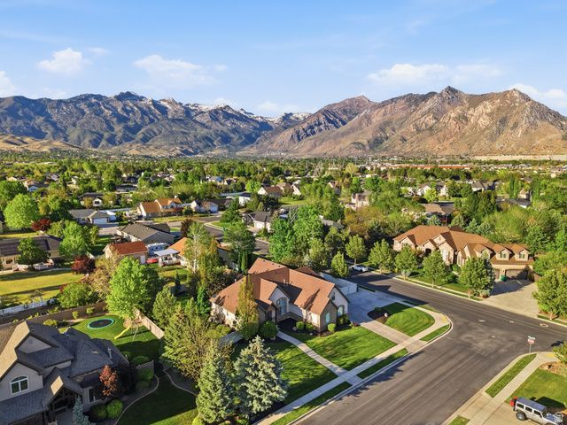5808 W WOODSHIRE LN, Highland, UT 84003