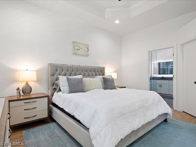 16196 Parque LN, Naples, FL 34110