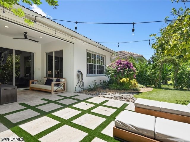 16196 Parque LN, Naples, FL 34110