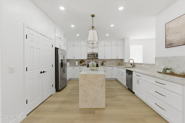 11933 N 140TH Lane, Surprise, AZ 85379