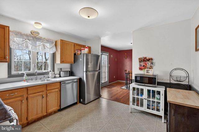 10 COLD STREAM DR, Lancaster Twp, PA 17603