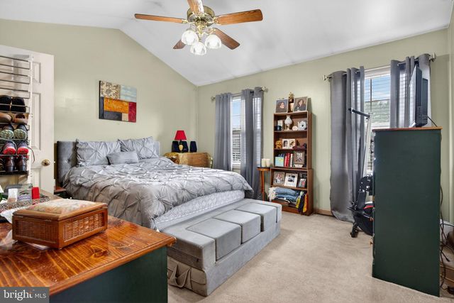 10 COLD STREAM DR, Lancaster Twp, PA 17603