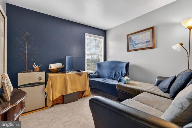 10 COLD STREAM DR, Lancaster Twp, PA 17603