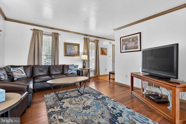 10 COLD STREAM DR, Lancaster Twp, PA 17603