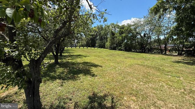 11 A S FORK LANDING, Cinnaminson, NJ 08077