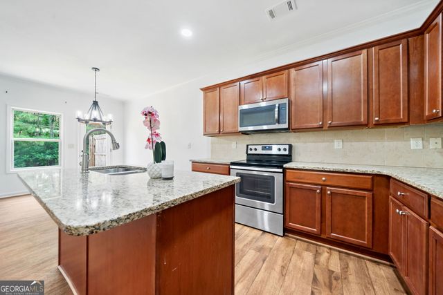 5415 Sycamore Court, Oakwood, GA 30566