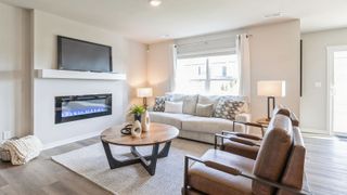 17025 Permission Lane, Urbandale, IA 50323