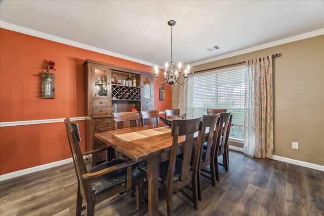 381 Oakshire Court, League City, TX 77573