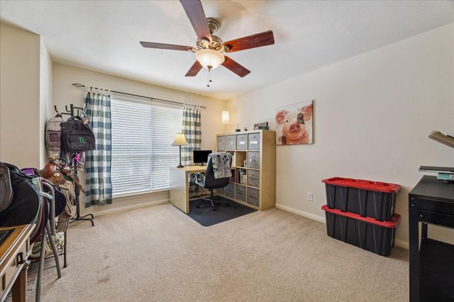 381 Oakshire Court, League City, TX 77573